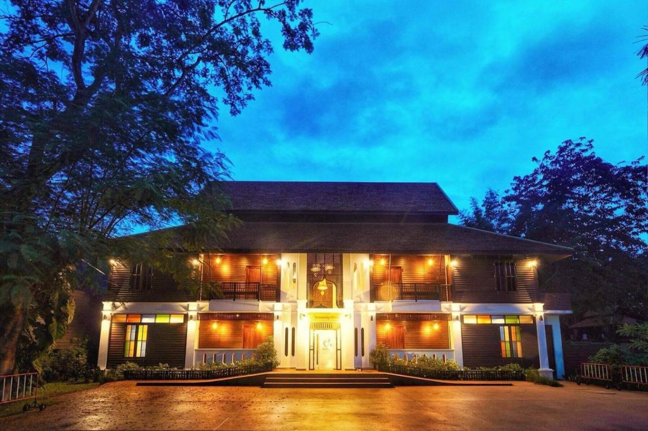 คุ้มสะเมิง-Samoeng Center Hotel Buitenkant foto